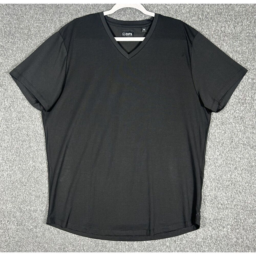 NWT Cuts Clothing Men's Black AO V-Neck Curve-Hem Tee - Size xxl
